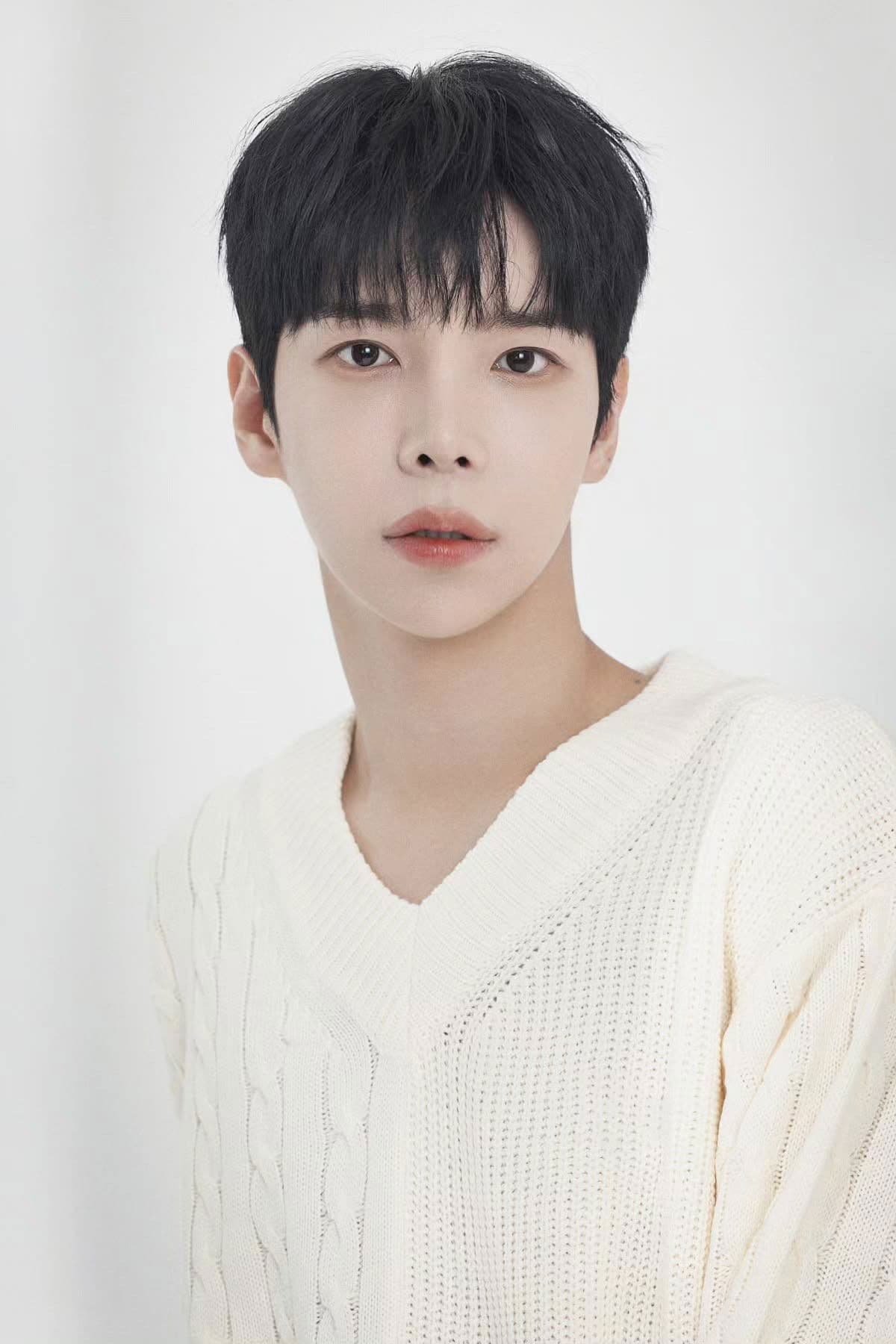 Hyun Woo